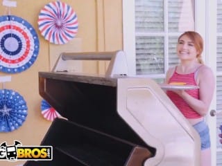 Lusty Bimbo Katie Morgan Wants Anal Badly