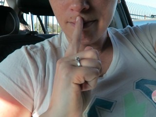 Attractive Knockout Stripper Shows Off Her Butt