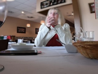 Fine Wonder Stripper Has Luminous Knockers