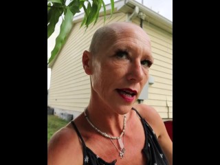 Titillating Cupcake Stripper Is Longing For An Intense Banging